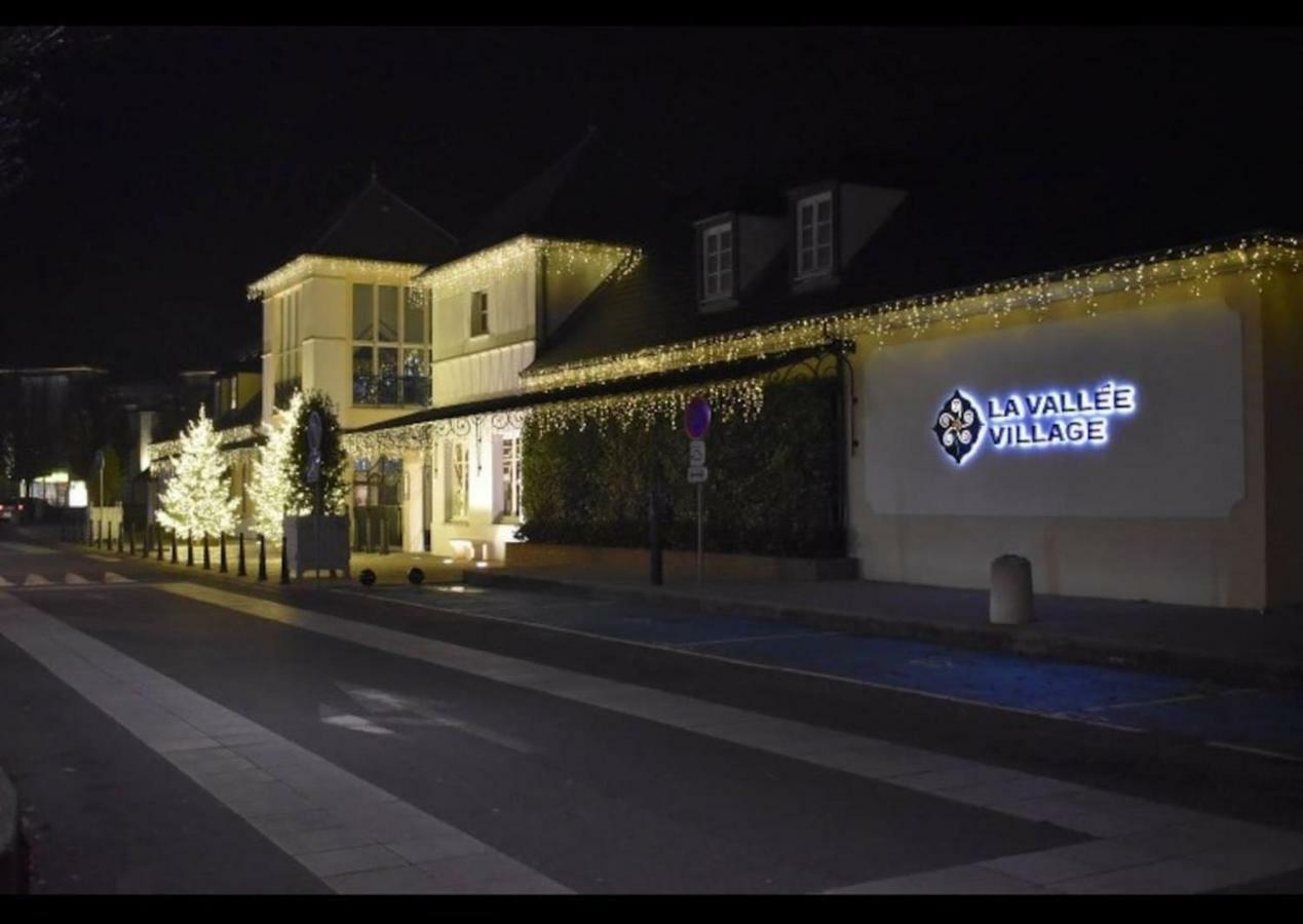 Studio A 1 Kilometre De Disneyland Paris Montévrain Exteriér fotografie